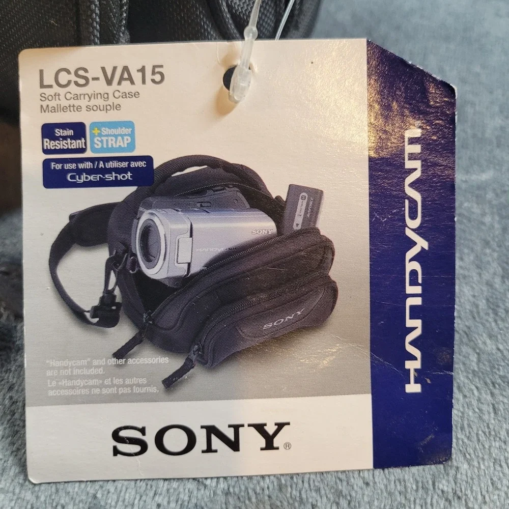 New Sony HandyCam LCS-VA15 Soft Carrying Case w/Strap Camera Case-NWT‎